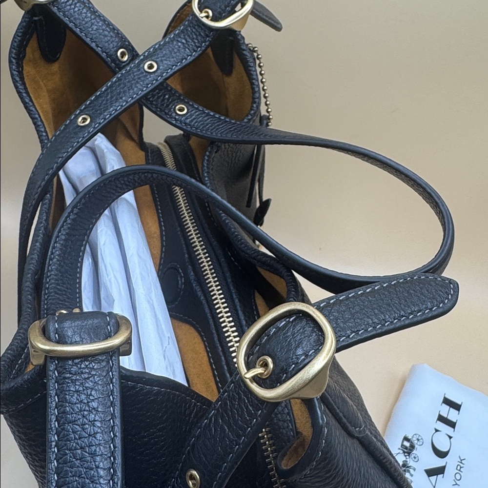 Coach Bella Black Leather Shoulder Bag - Picture 3 of 8